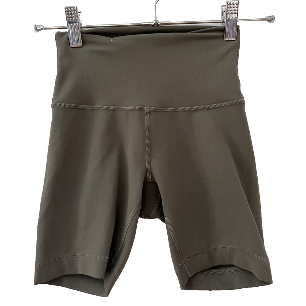 Lululemon Women Activewear Shorts -Size 0 -Green Align High Rise 6" Inseam